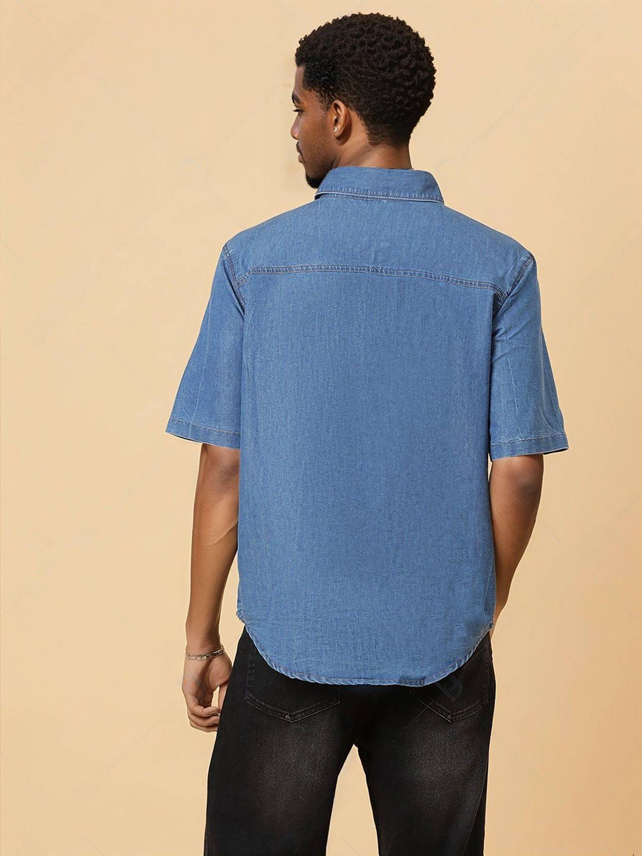 KOTTY  Men Regular Fit Solid Spread Collar Casual Shirt