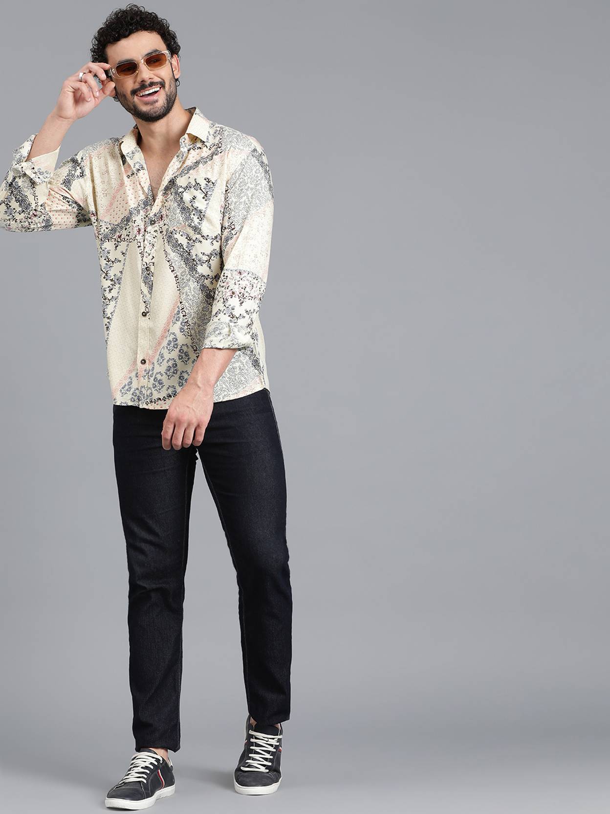 KOTTY  Men Relaxed Fit Fit Printed Spread Collar Casual Shirt