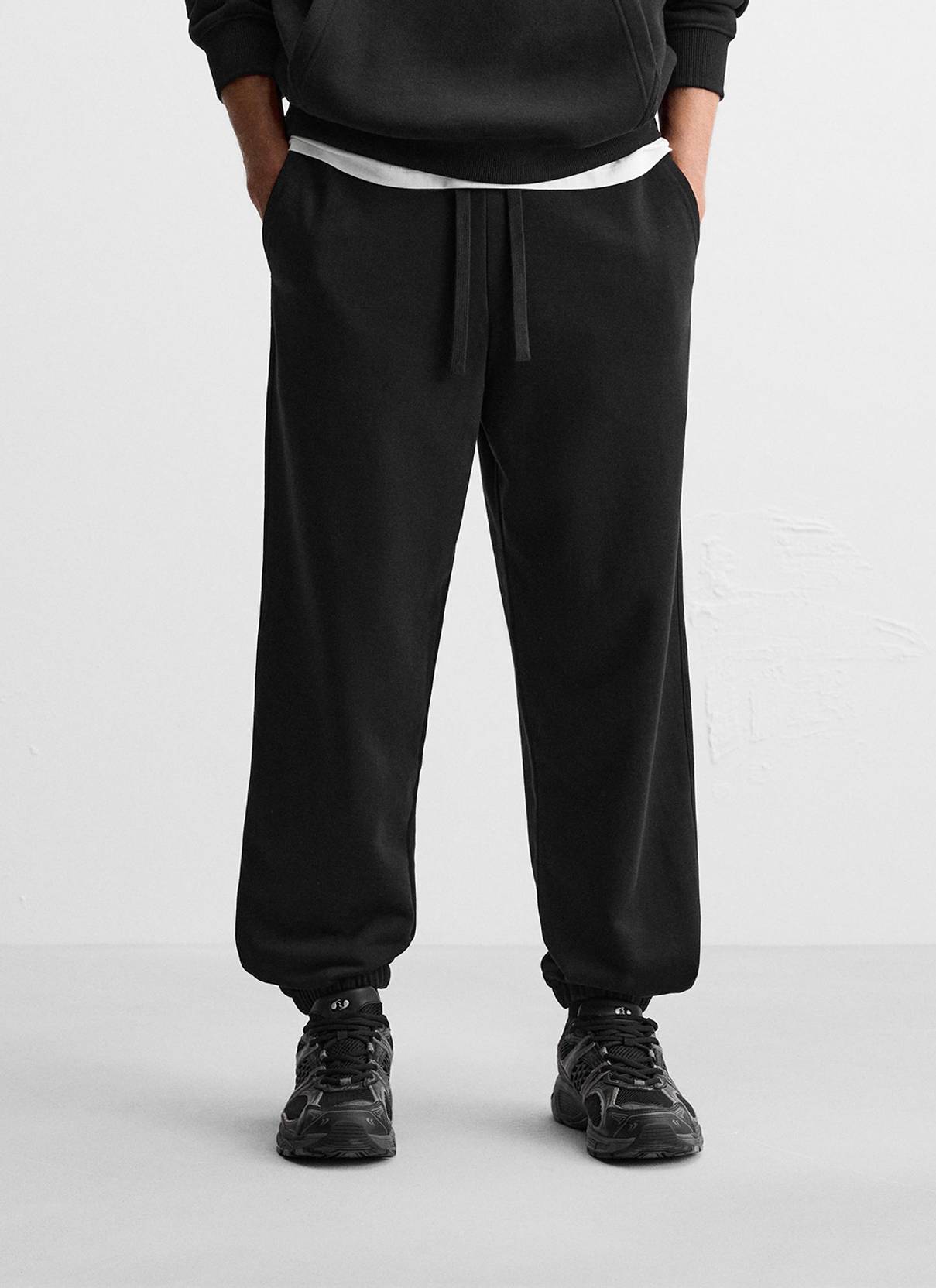 KOTTY  Men Solid Black Track Pants