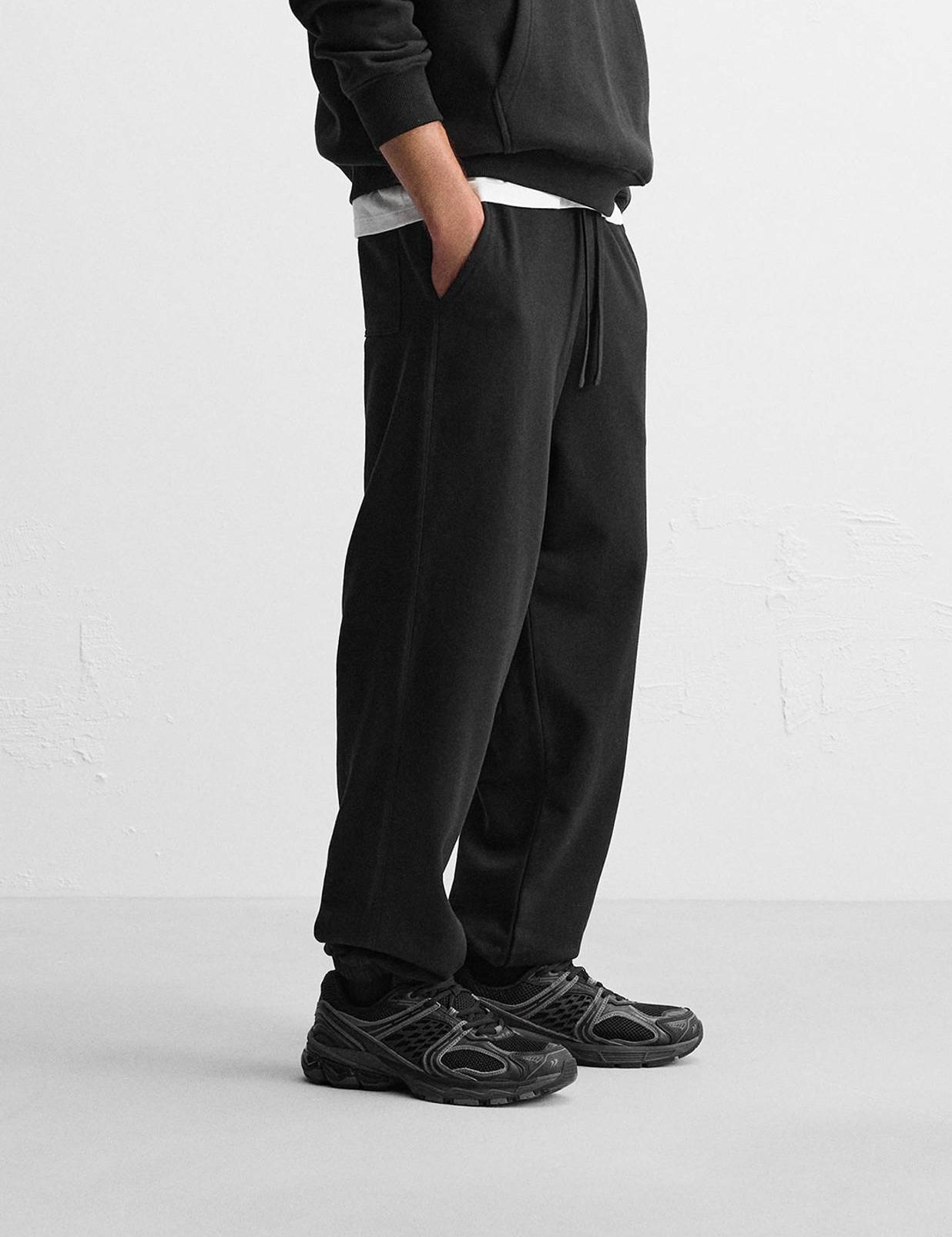 MenSolidBlackTrackPants-1.jpg_1_f7596ed4-3eb6-463e-bb8e-bf724462a2ee.jpg