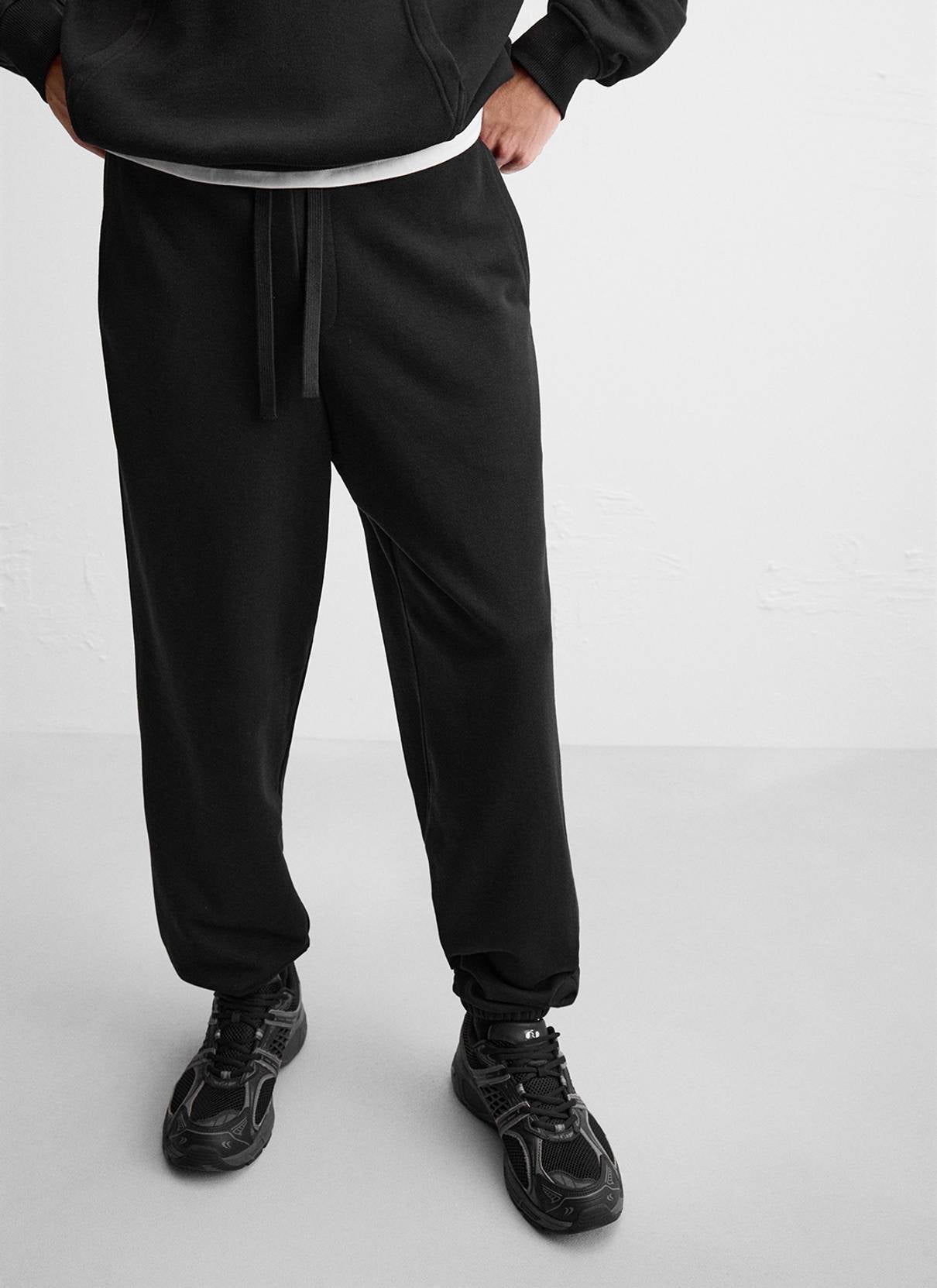 KOTTY  Men Solid Black Track Pants