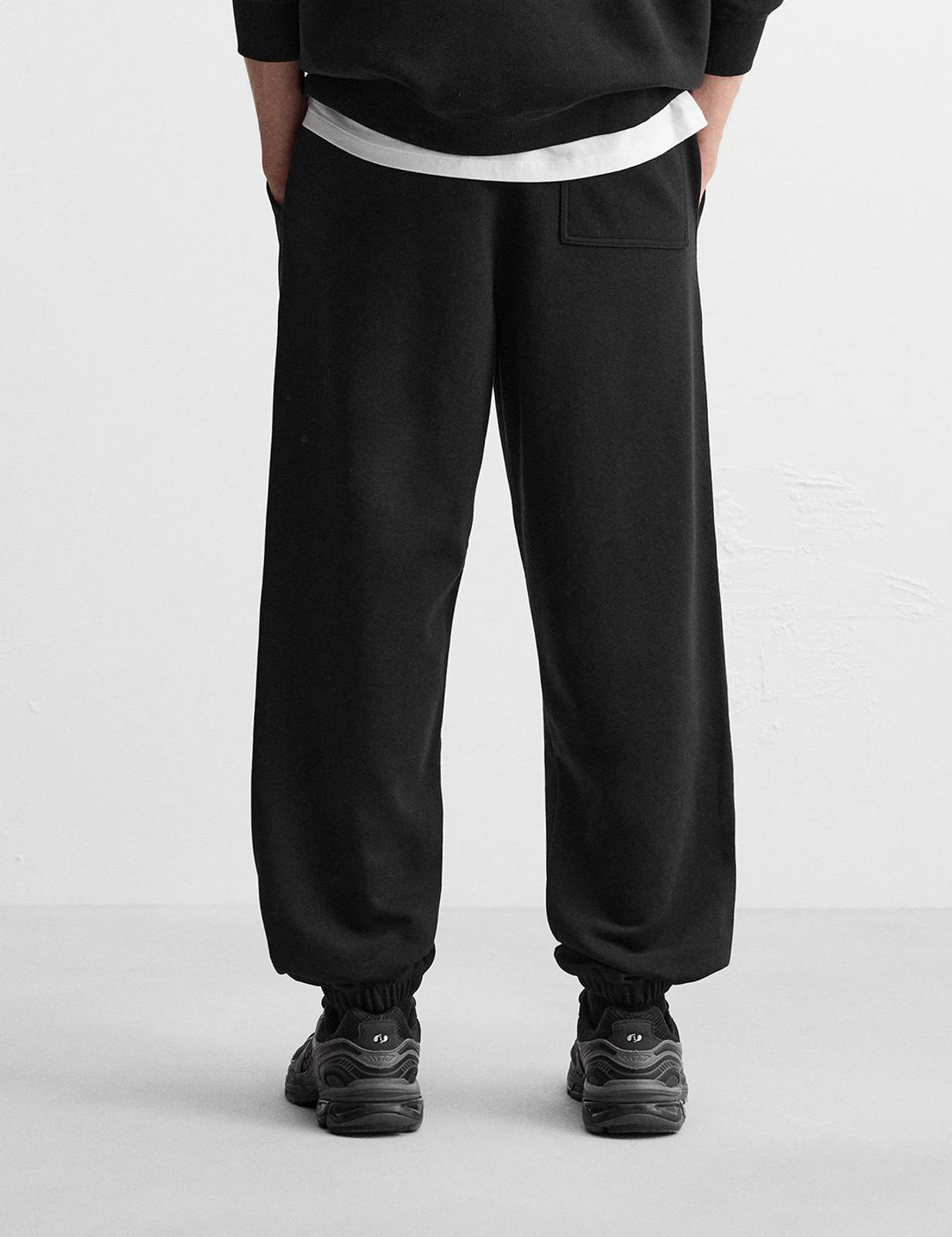 MenSolidBlackTrackPants-3.jpg_1_76675eaa-16b2-4bf6-8324-fe131a2886a6.jpg