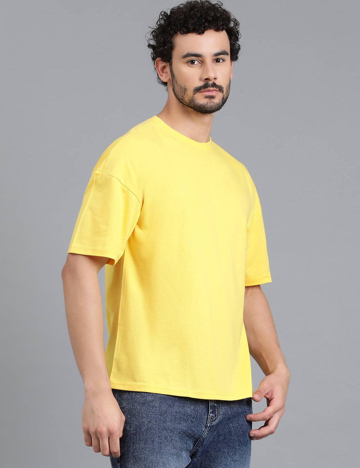 MenSolidRoundNeckCottonBlendYellowT-Shirt-3_jpg.jpg