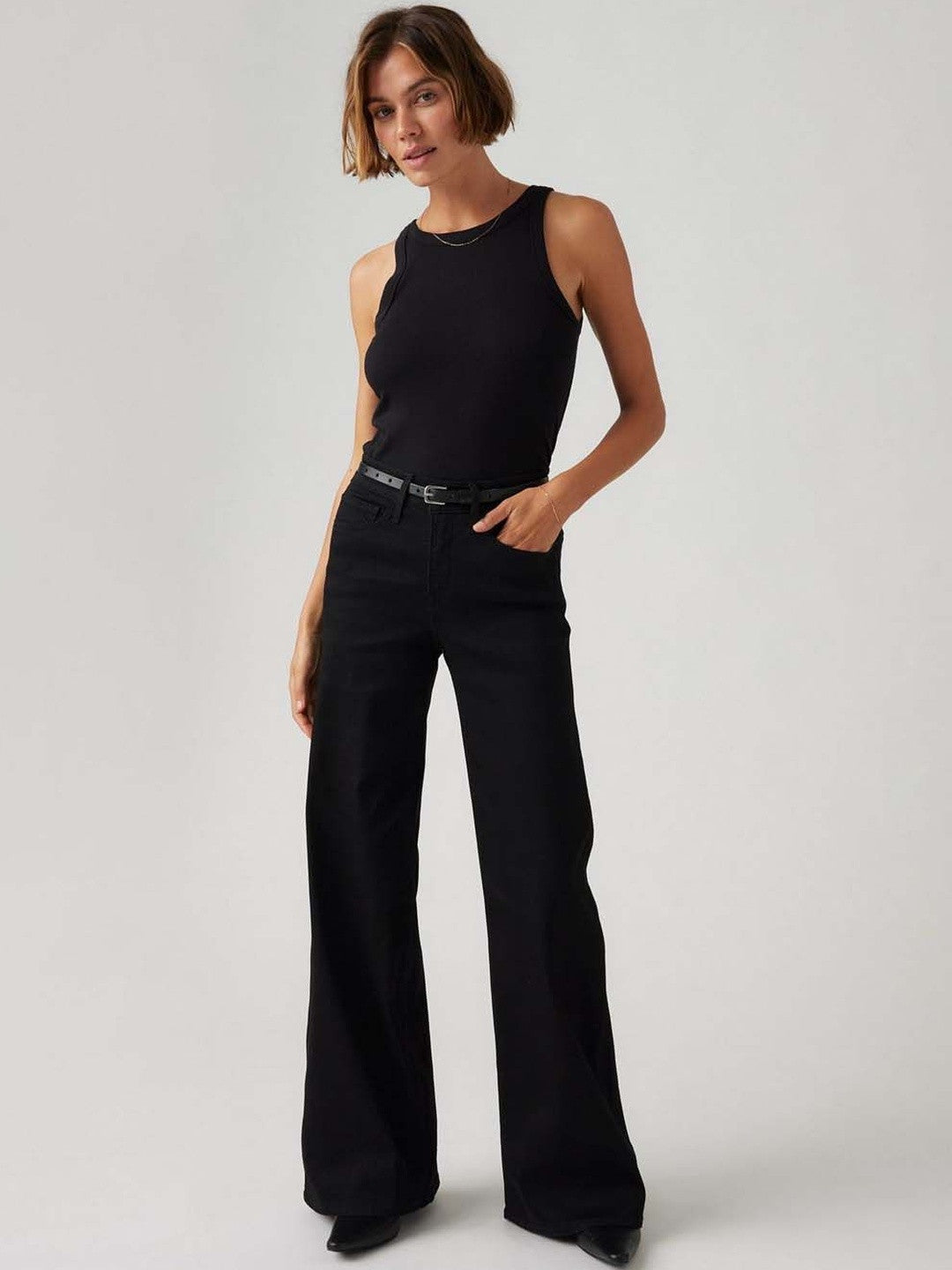 Kotty Women Straight Fit Clean Look Stretchable Jeans