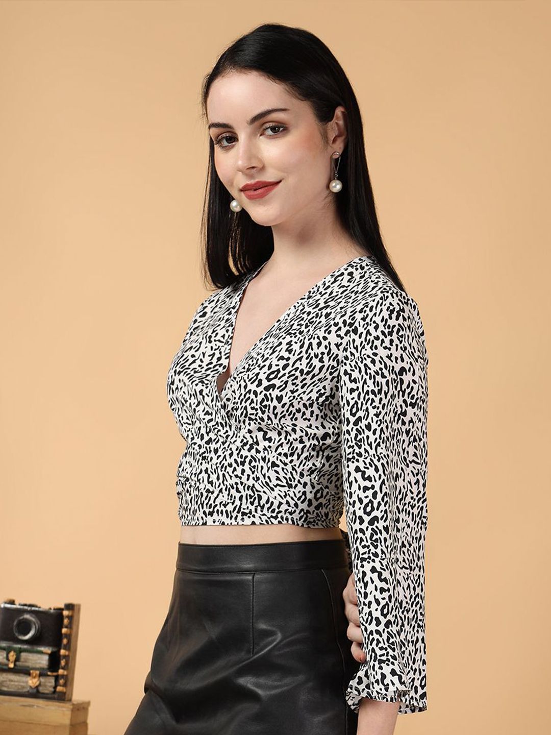 Kotty Floral Print Kimono Sleeve Cotton Top