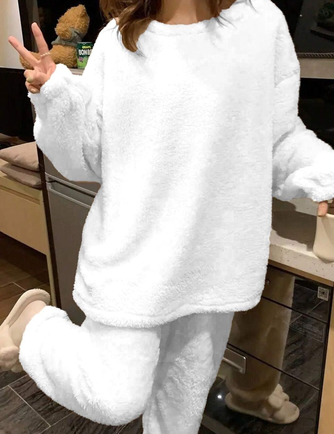 Kotty Women White Round Neck Long Sleeves Sweater & Trousers Co-Ords