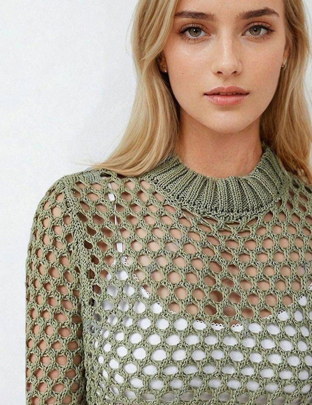 Kotty Women Long Sleeves Round Neck Crop Pullover Sweater