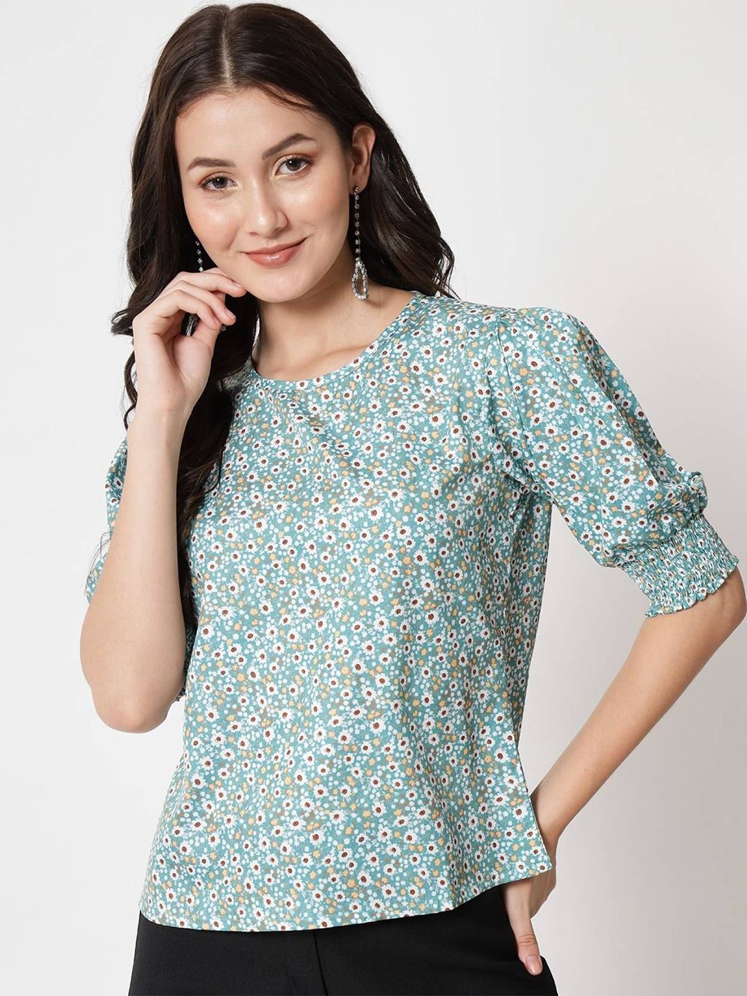 Kotty  Women Floral Printed Puff Sleeve Top