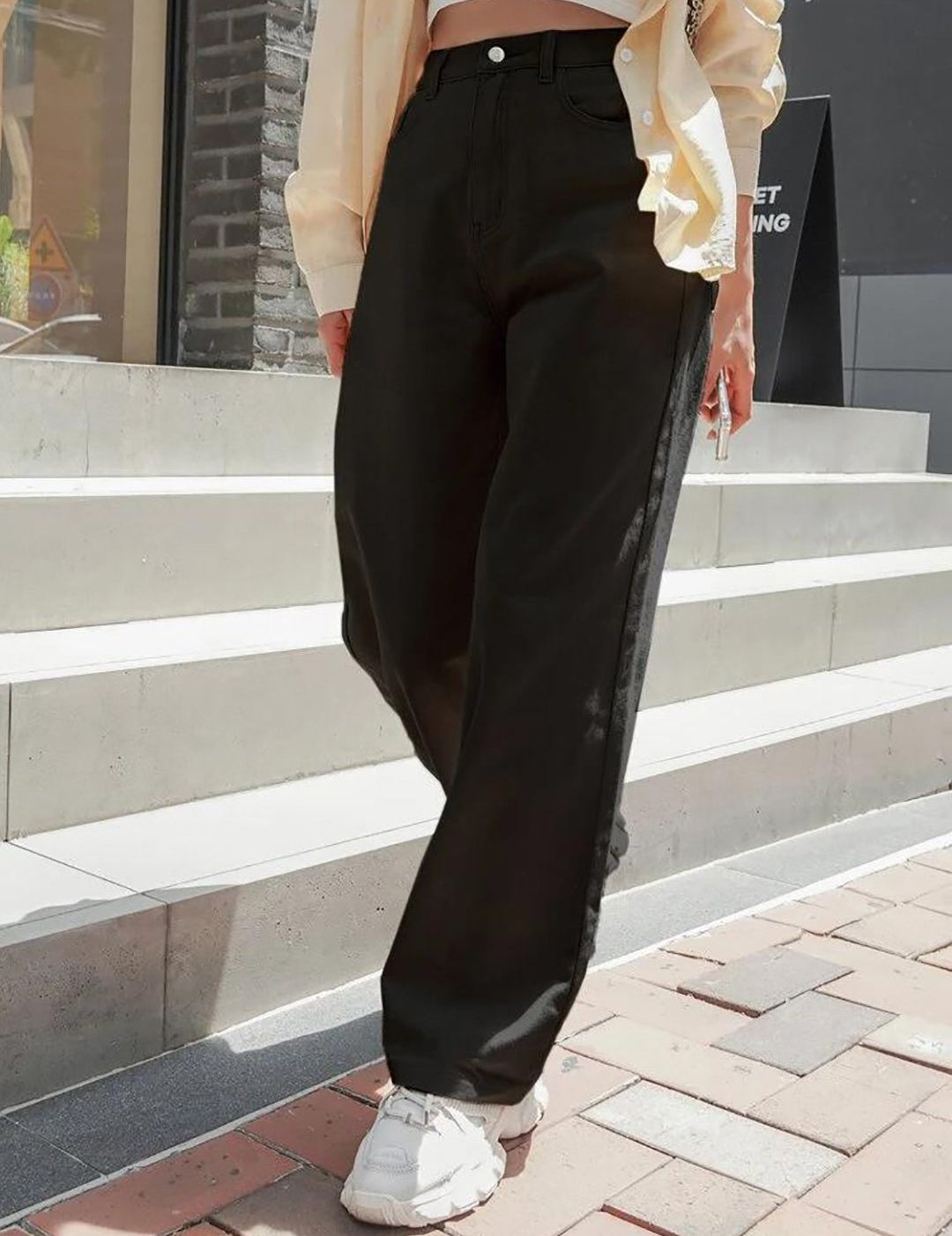 Kotty Women Straight Fit Clean Look Stretchable Jeans