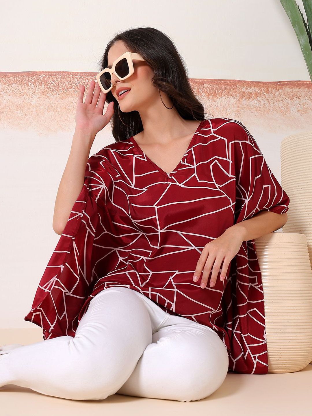 Kotty Women Abstract Print Kimono Sleeve Satin Kaftan Top