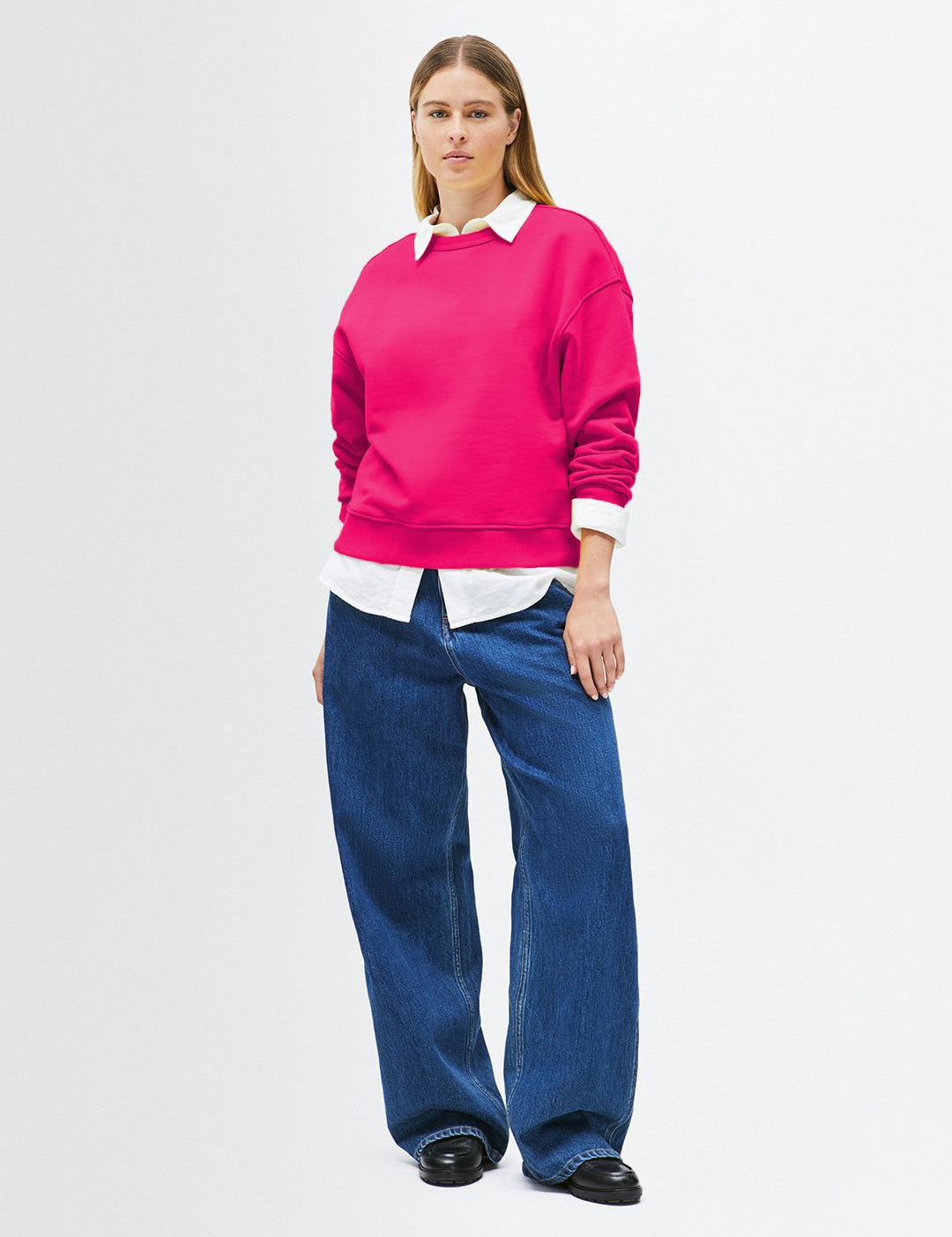 Kotty Women Solid Round Neck Full Sleeve Sweatshirt