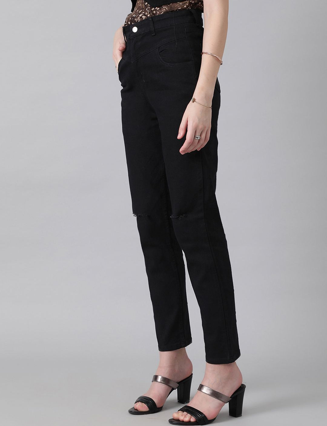 Kotty Women Slim Fit High-Rise Slash Knee Stretchable Jeans