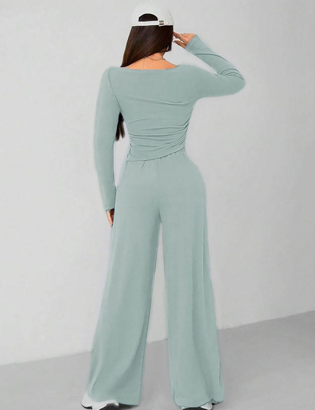 Kotty Round Neck Crop Top With Wide-Leg Trousers 