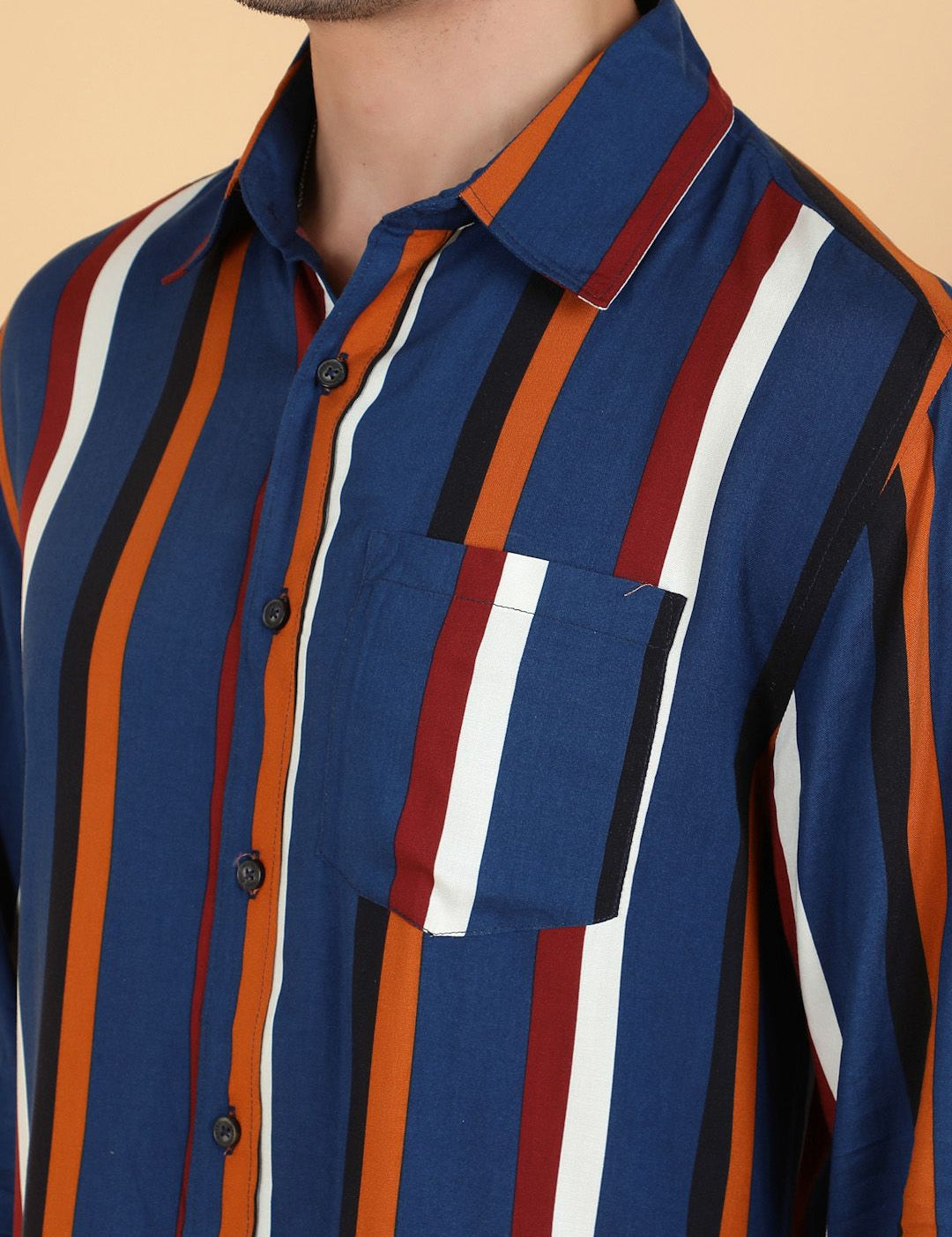 Kotty Men Relaxed Spread Collar Graphic Printed Casual Shirt