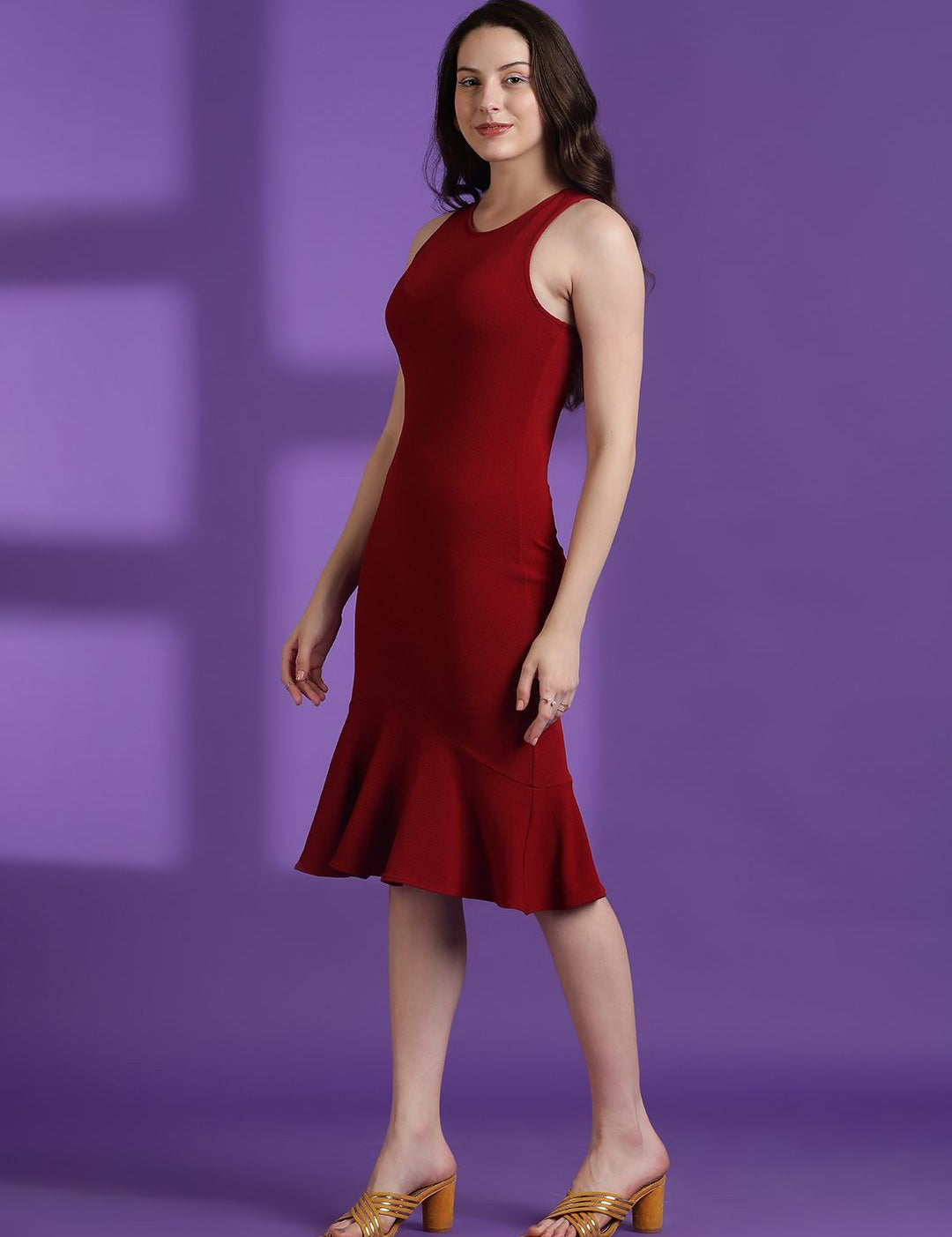 Kotty Women Solid Sheath Midi Dress