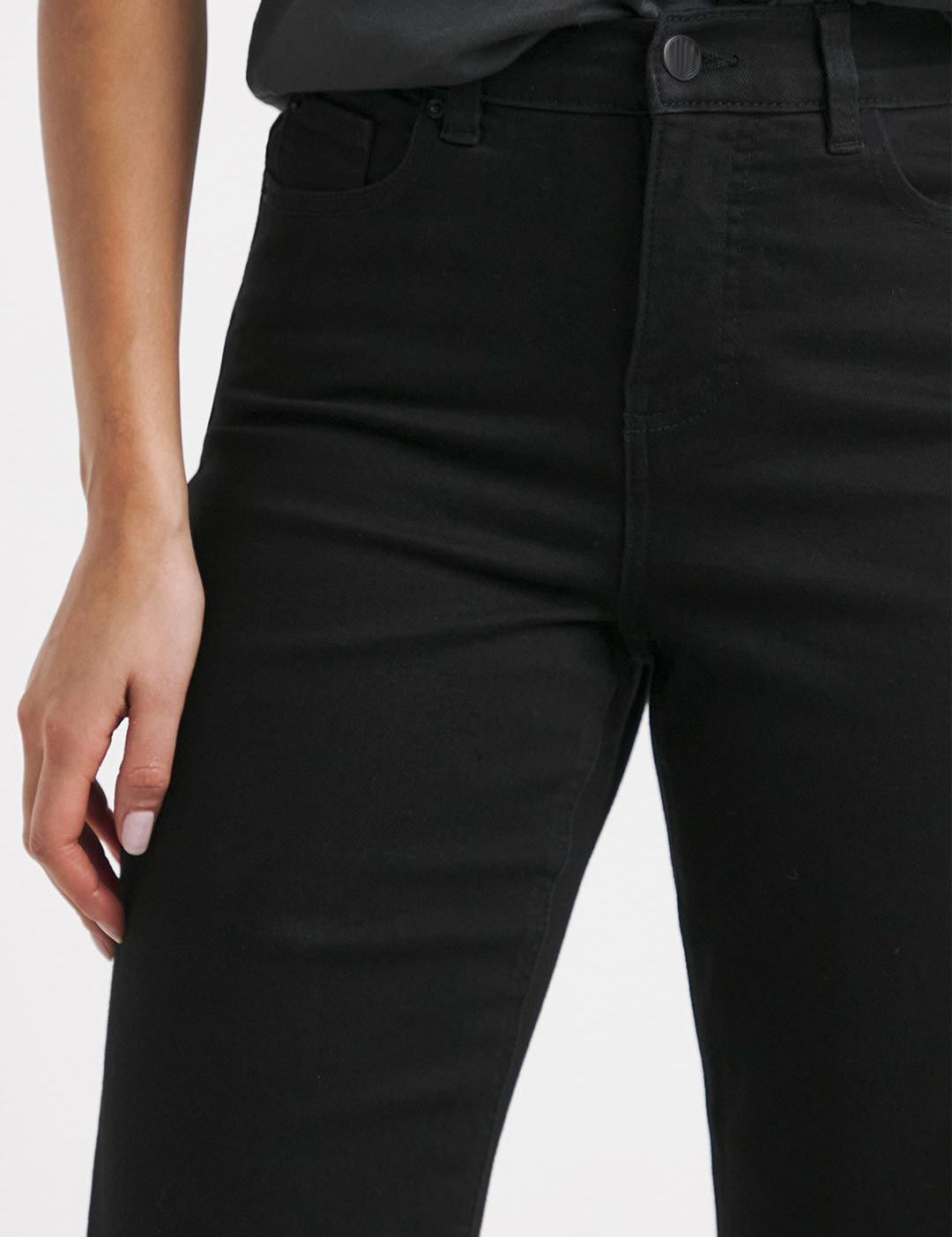 Kotty Women Wide Leg High-Rise Stretchable Denim Jeans