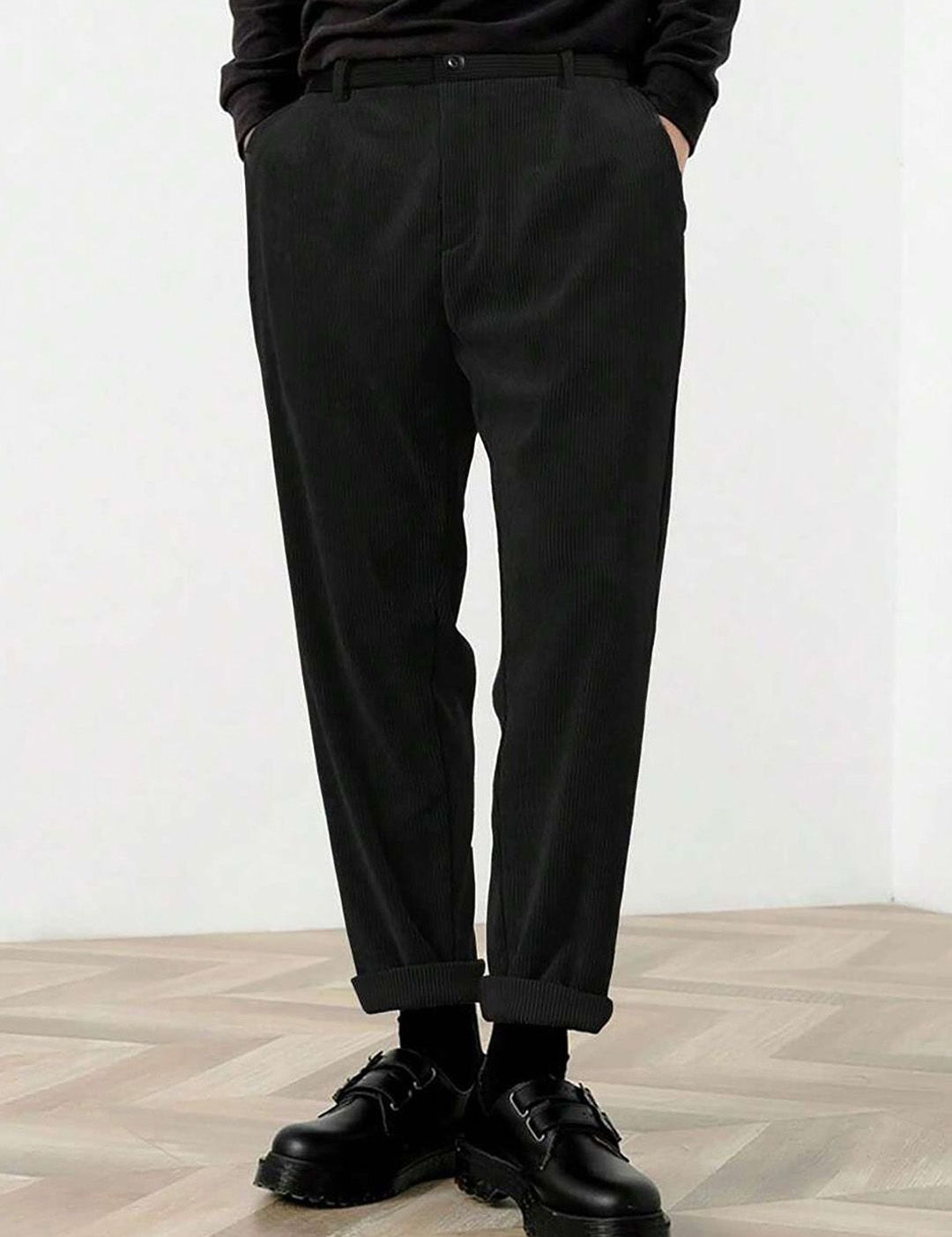 Kotty Men Solid Relaxed Straight Fit High-Rise Flat-Front Regular Trousers