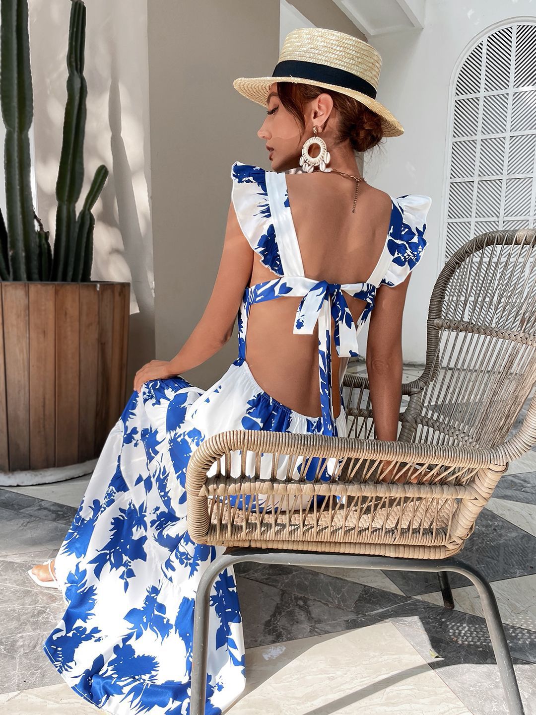 Kotty Women Floral Printed Square Neck Sleeveless Maxi Dress