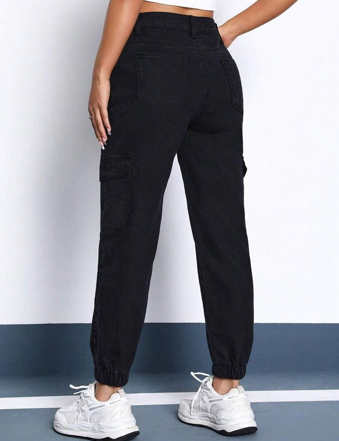 Kotty Women Black Cotton Straight Fit High-Rise Stretchable Jeans