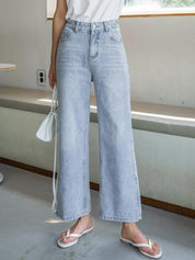 Kotty Women Clean Look Bootcut Light Fade Whiskers and Chevrons Cotton Stretchable Jeans