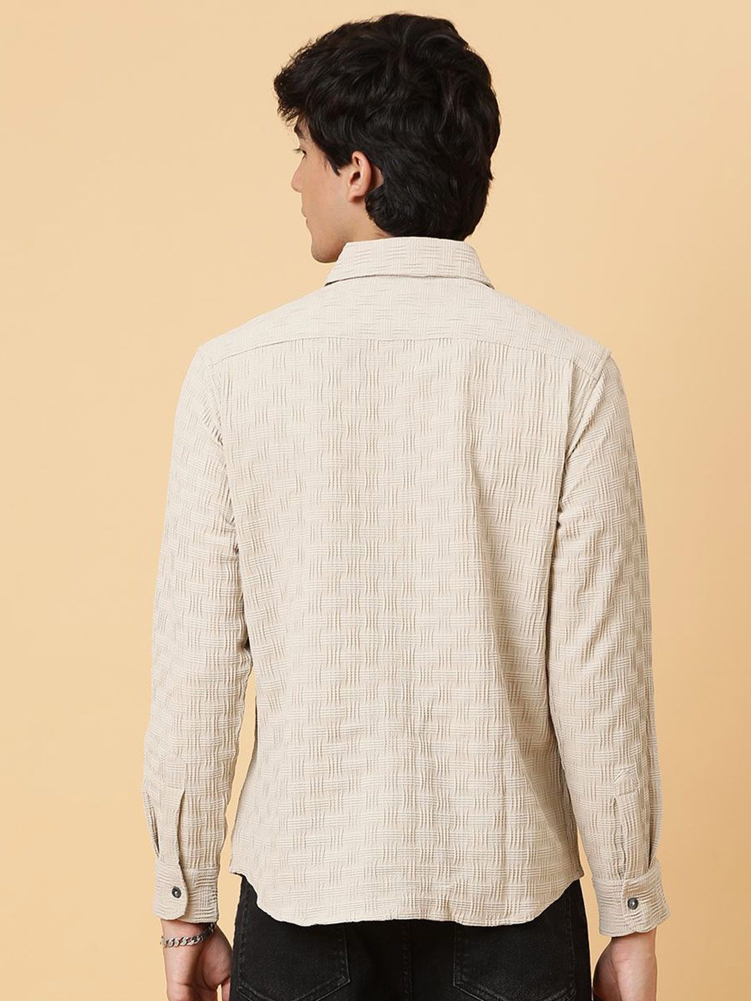 Kotty Men Relaxed Spread Collar Solid Casual Shirt