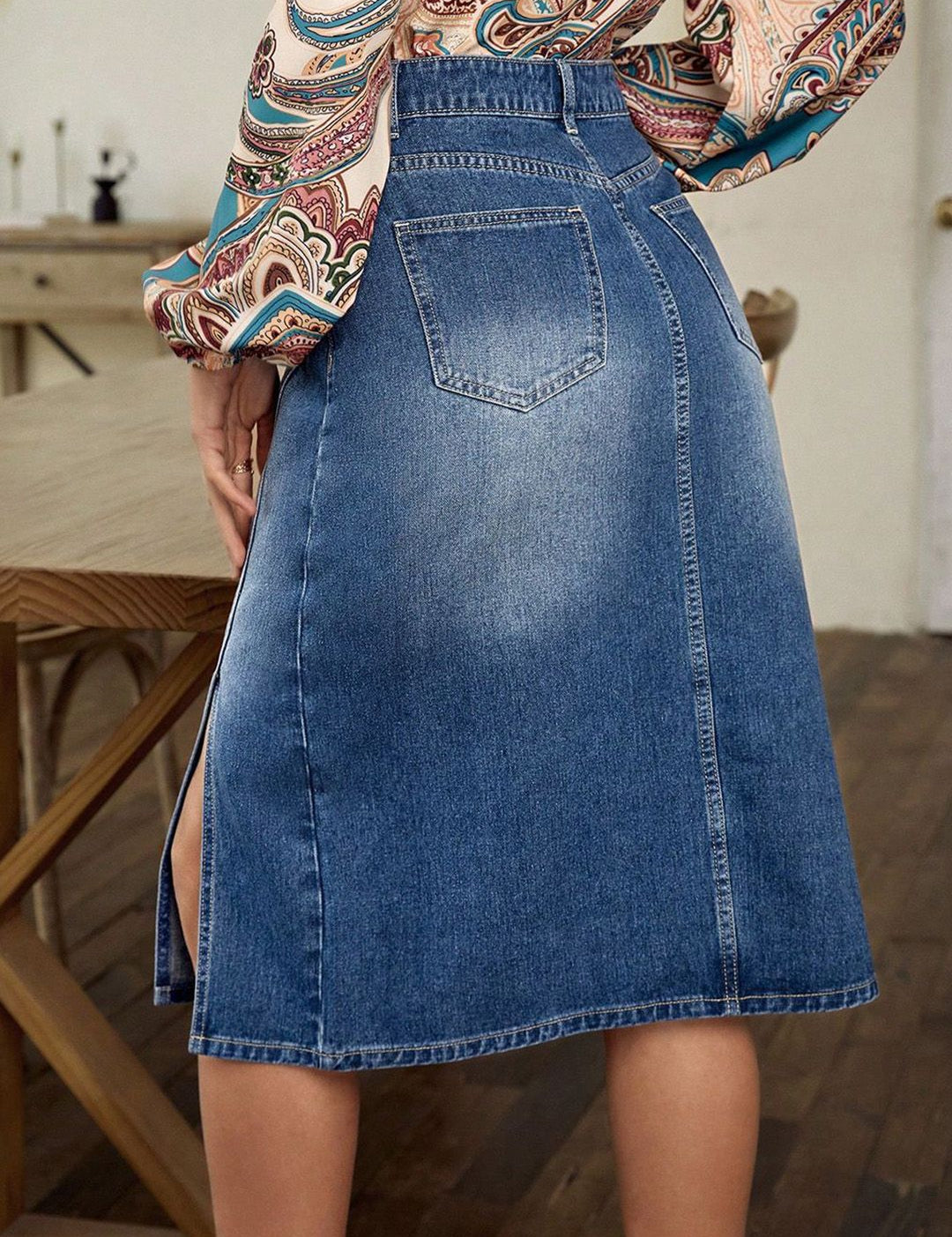  Kotty Straight Midi Skirts