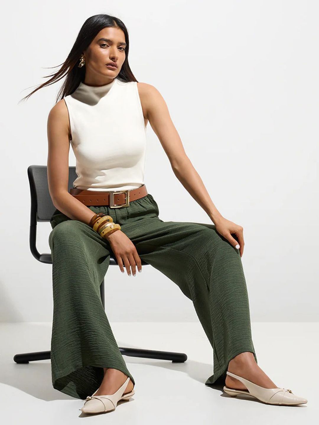 Kotty Women Sleeveless High Neck Tank Top