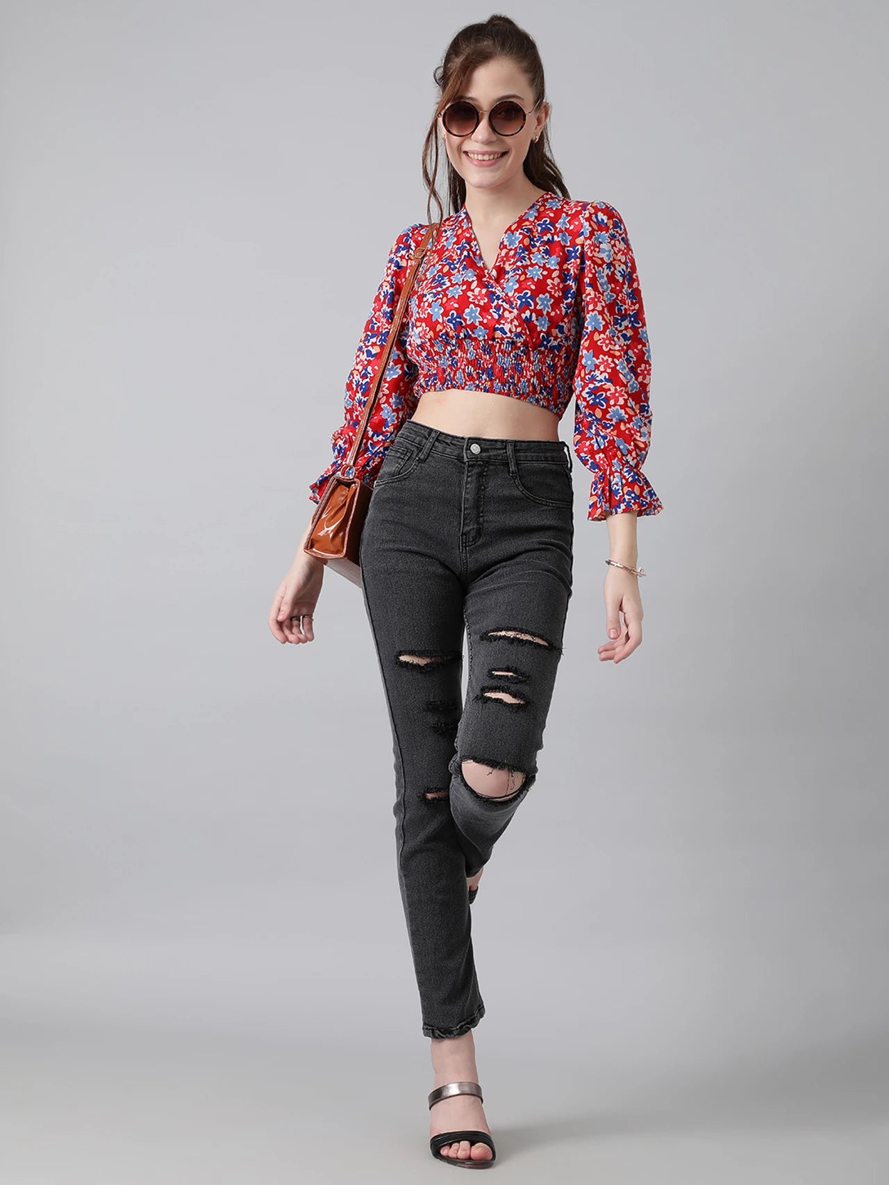 Kotty Women's Red Floral Print Puff Sleeve Smocked Crop Top