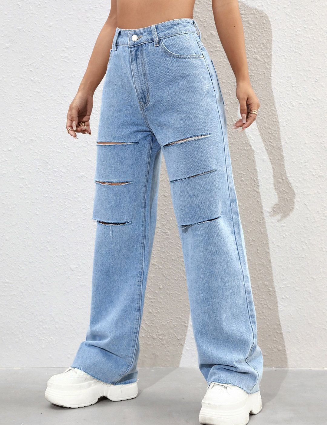 Kotty Women Straight Fit High-Rise Slash Knee Stretchable Jeans