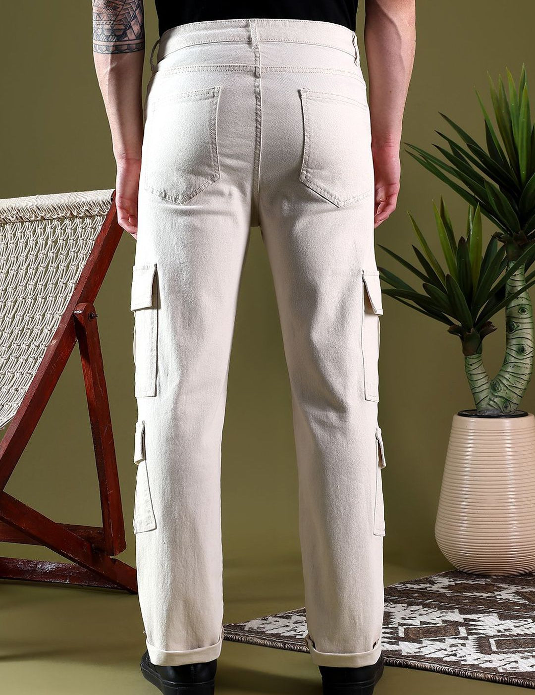 Kotty Men Jean Low-Rise Light Fade Stretchable Jeans