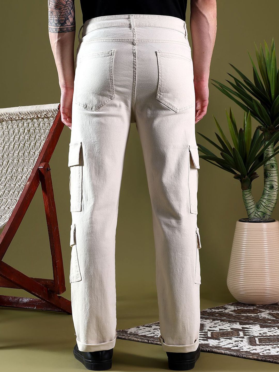 Kotty Men Jean Low-Rise Light Fade Stretchable Jeans