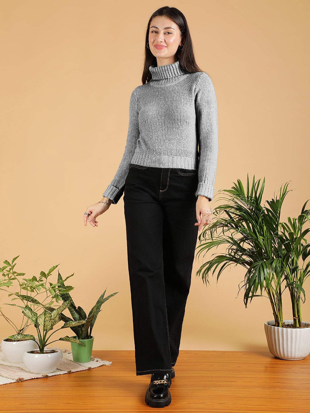 Kotty Women Turtle Neck Crop Pullover Sweaters