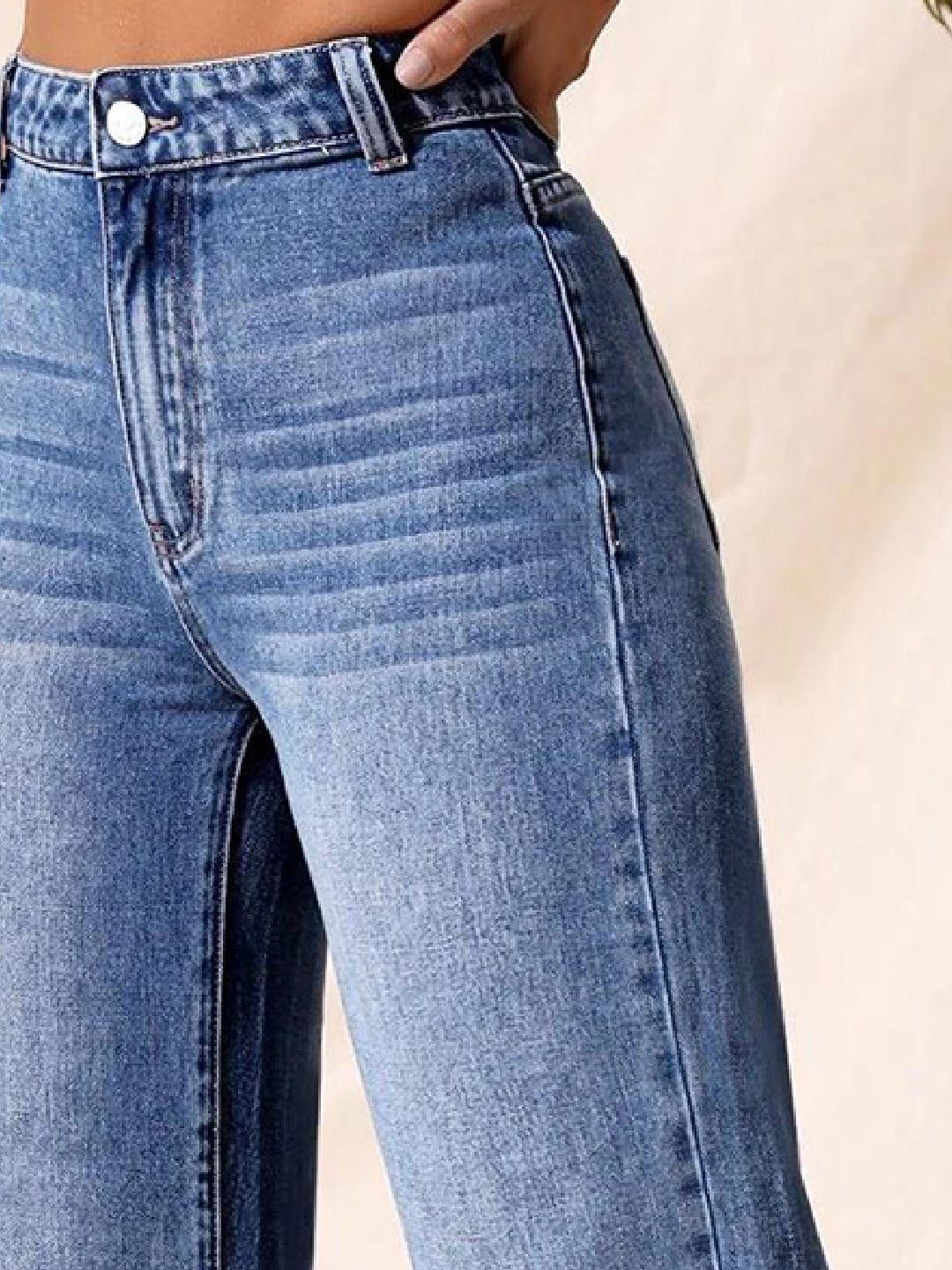 Kotty Women Straight Fit High-Rise Stretchable Jeans