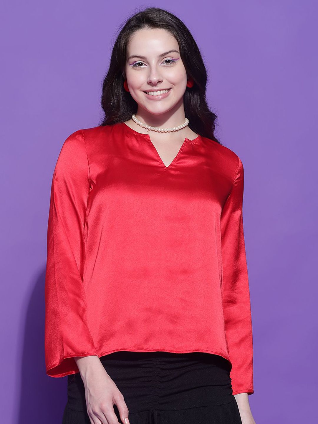 Kotty Women Solid V-Neck Top