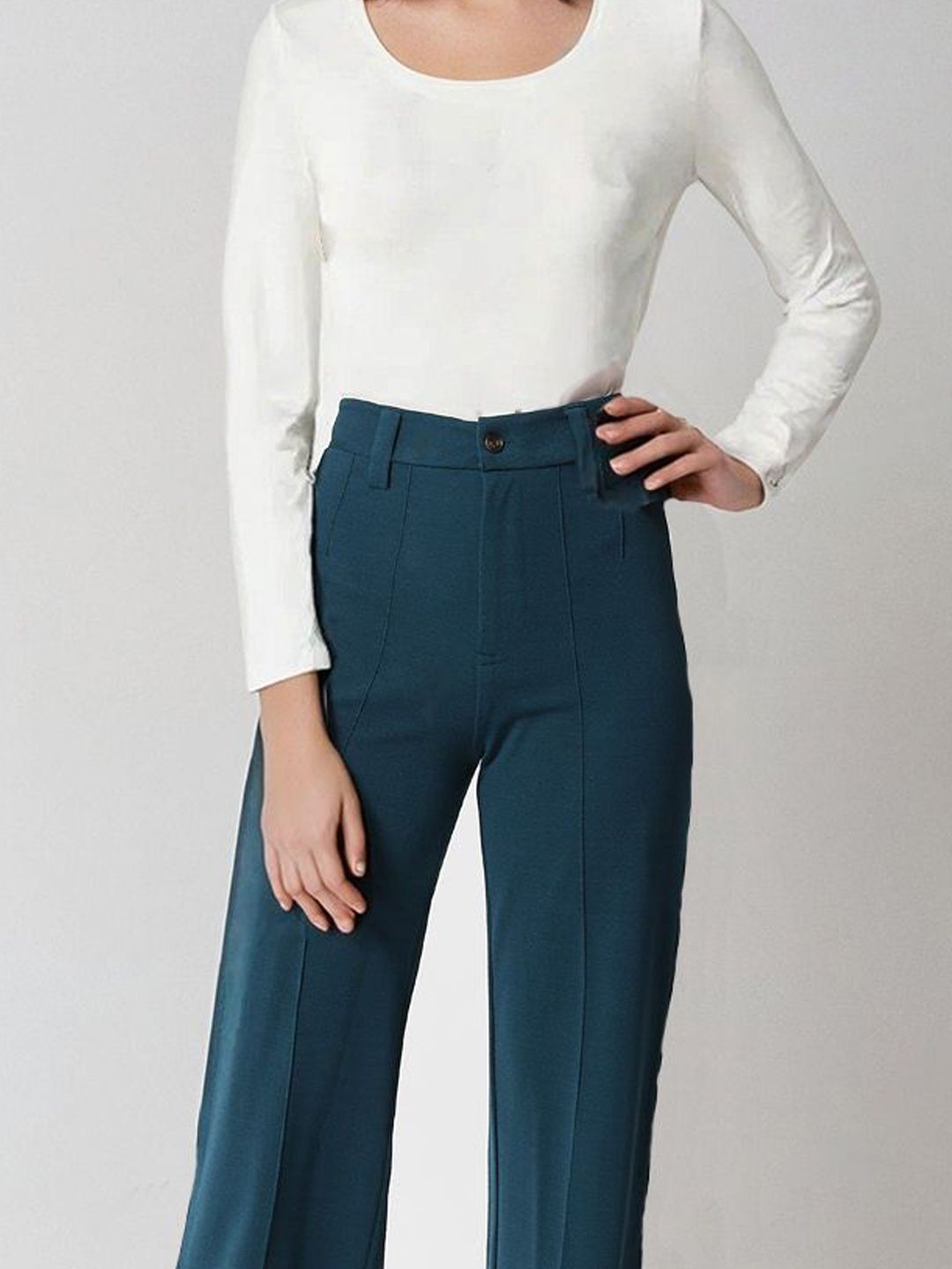 Kotty Scoop Neck Long Sleeves Thermal T-shirt With Trousers