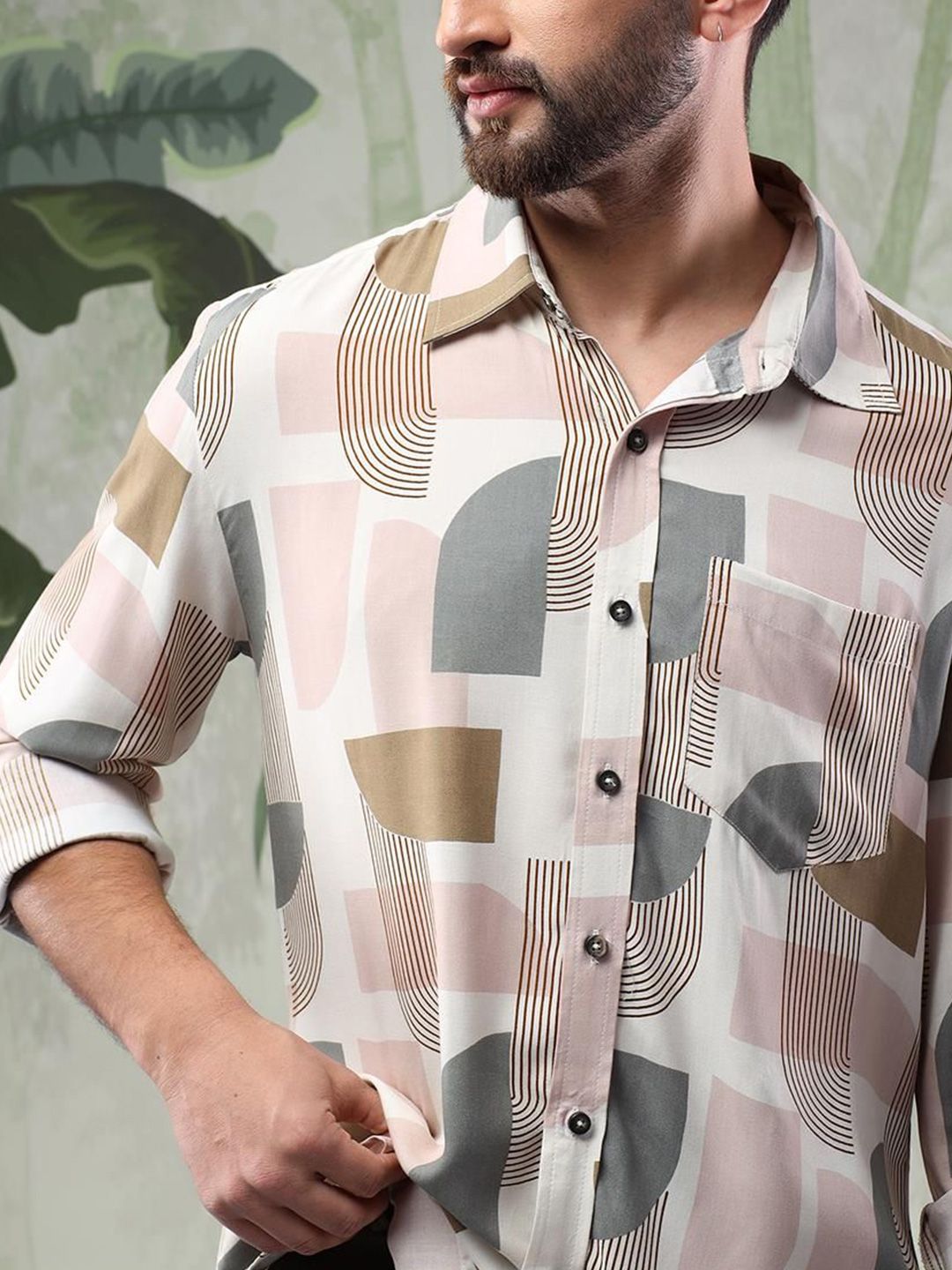 Kotty Men Spread Collar Abstract Printed Cotton Casual Shirt