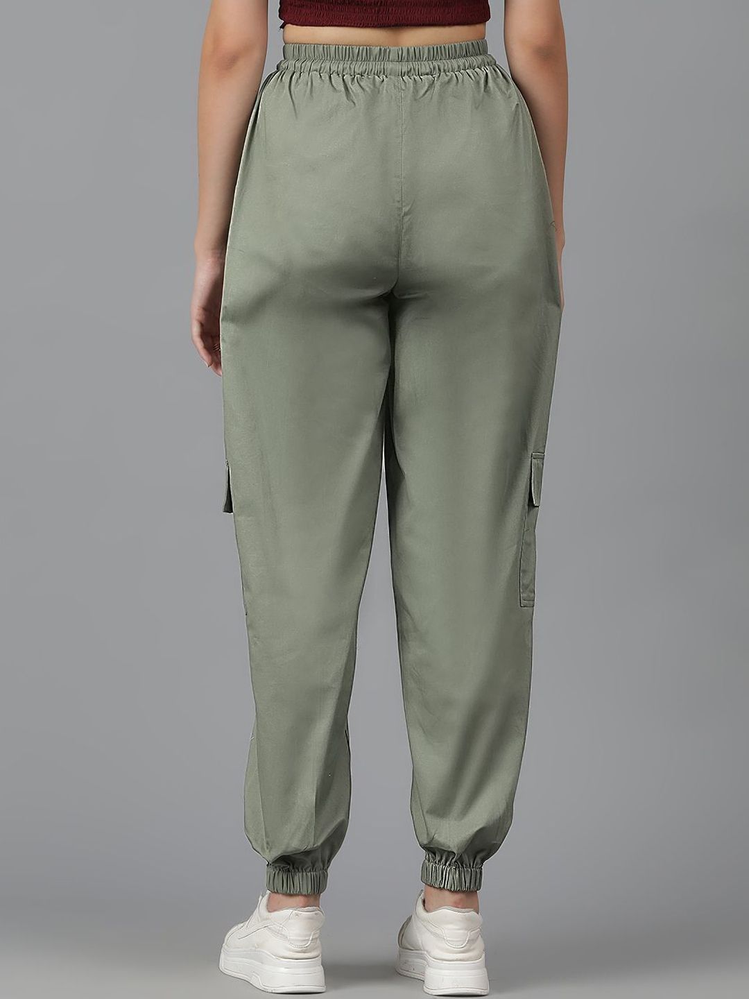 Kotty Women Relaxed High-Rise Easy Wash Cargos Trousers