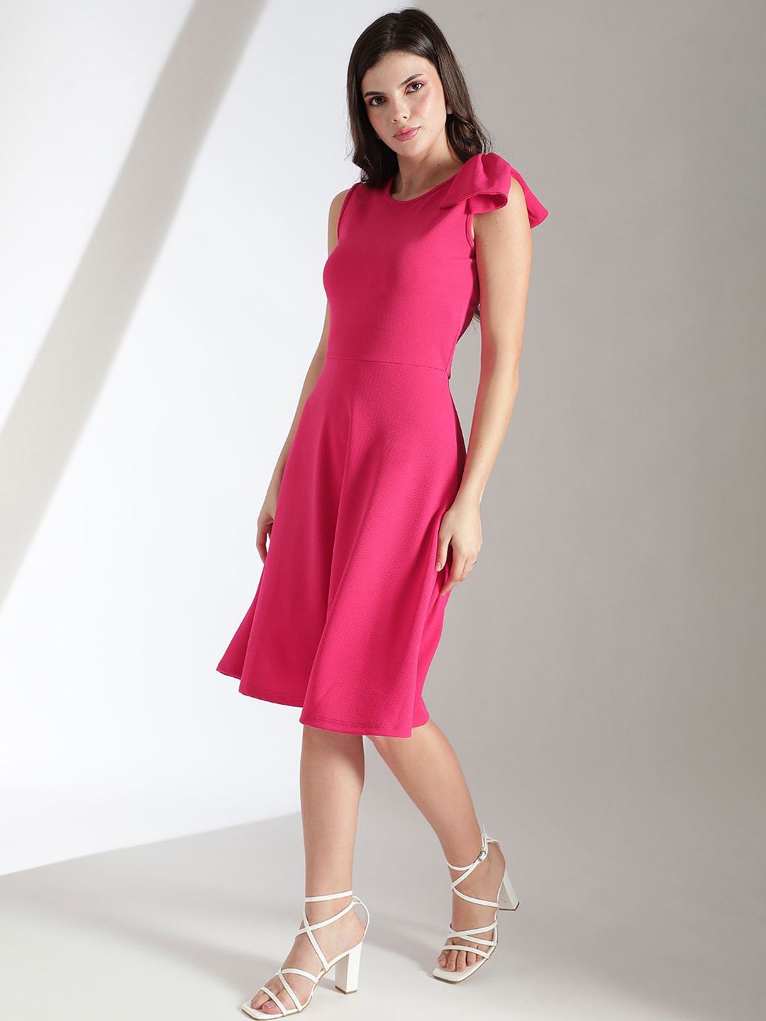 Kotty Solid Round Neck Bow Detailed Fit & Flare Dress