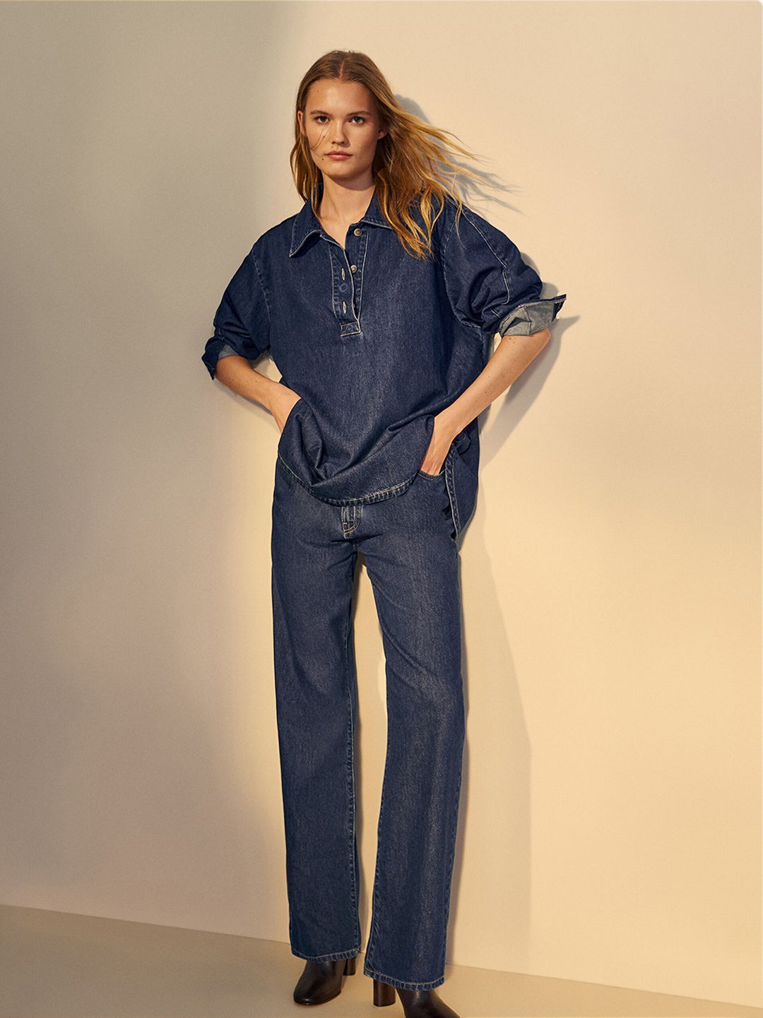 Kotty Women Straight Fit High-Rise Stretchable Jeans