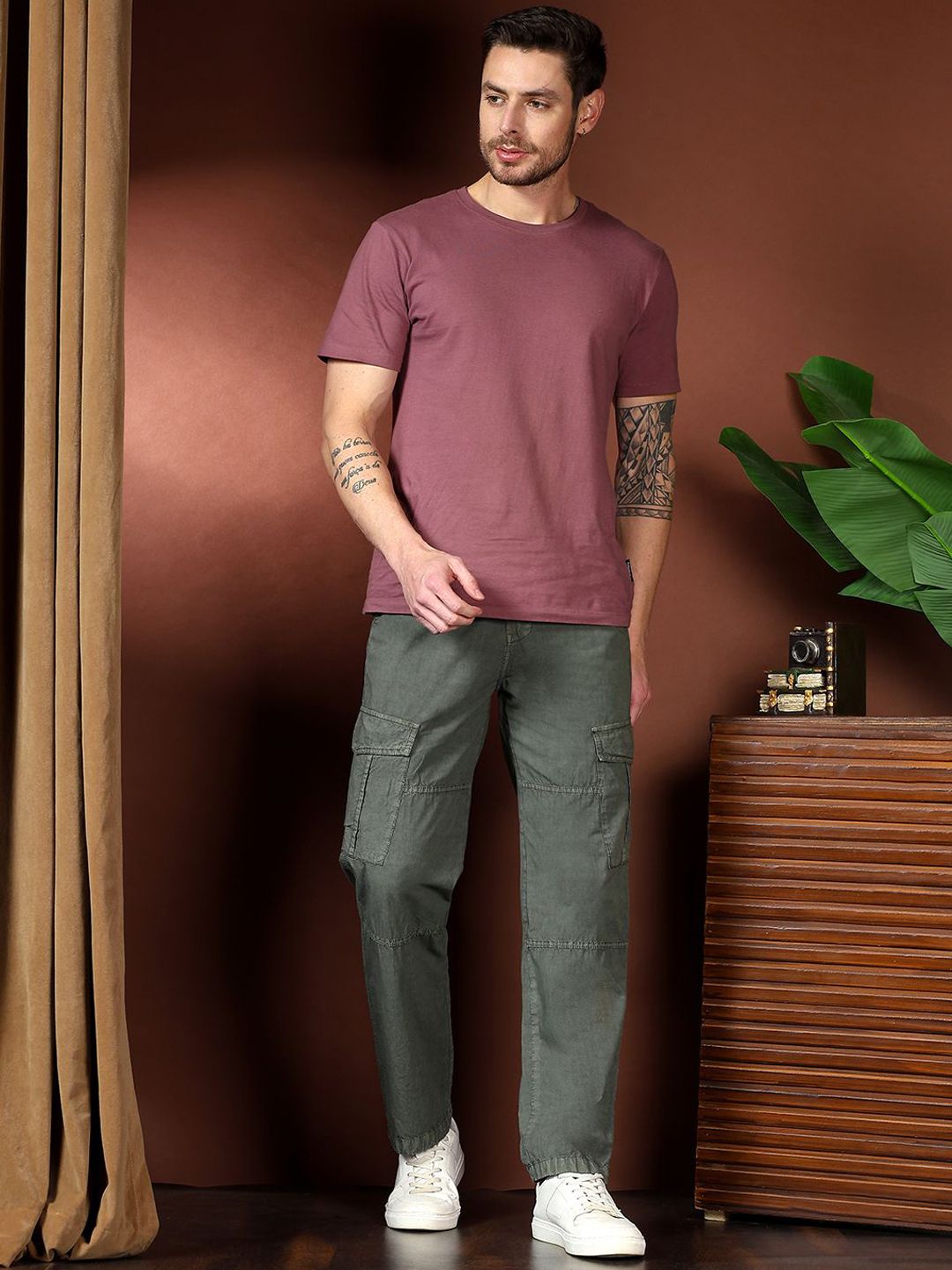 Kotty Men Relaxed Easy Wash Cargos Trousers
