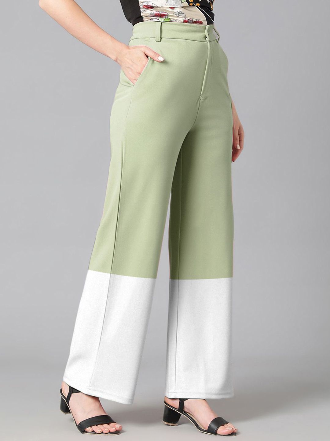 Kotty Women Colourblocked High-Rise Pleated Regular Trousers