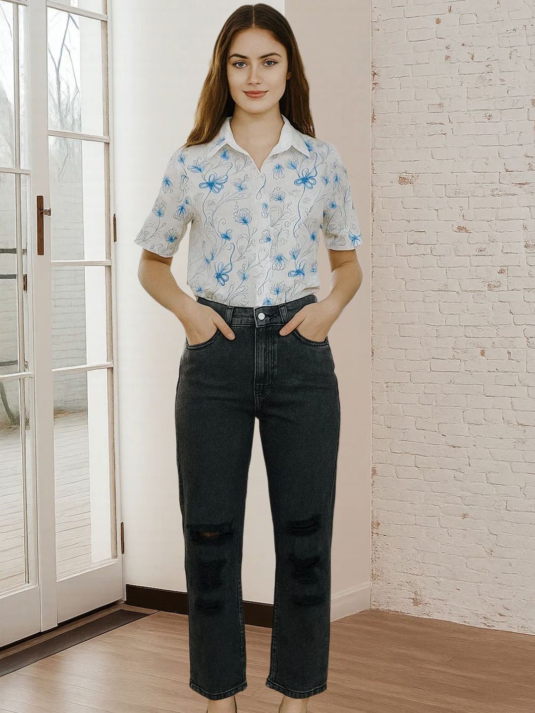 Kotty Women Relaxed Fit High-Rise Slash Knee Stretchable Jeans