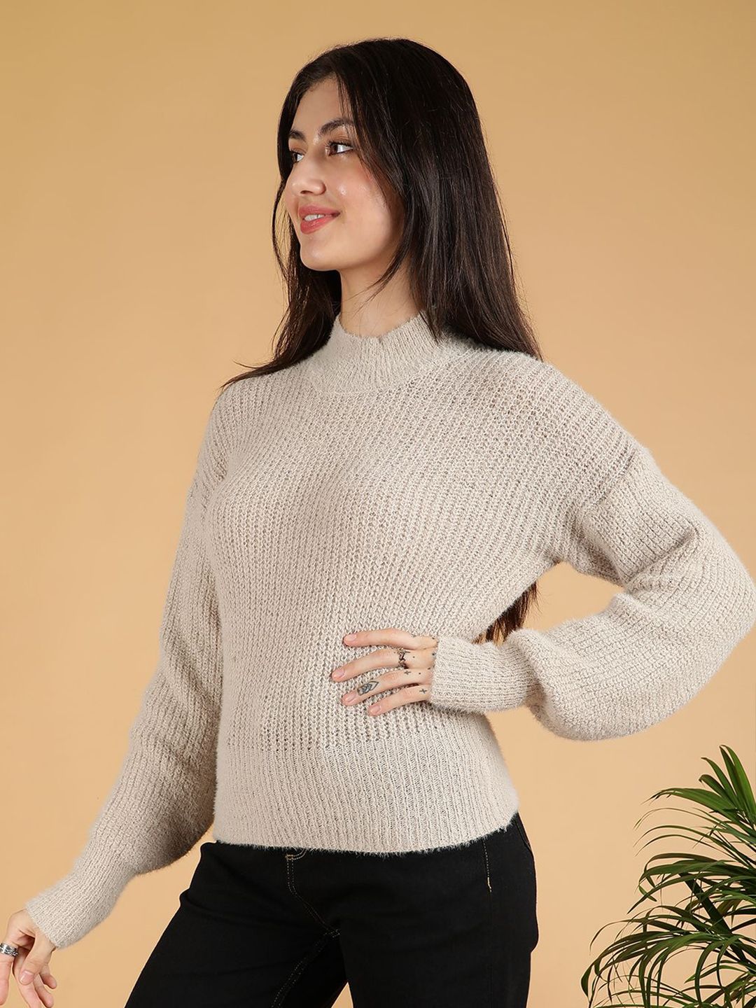 Kotty Women Round Neck Pullover