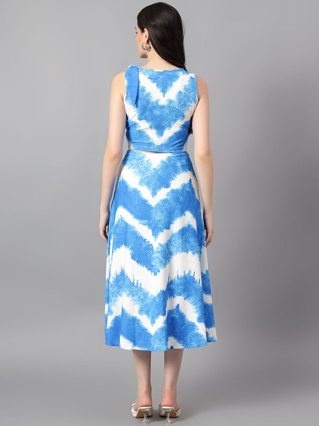 Kotty White & Blue Printed Crop Top & Skirt