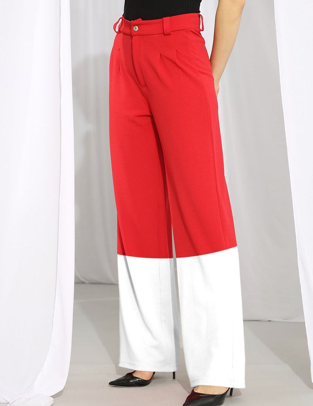 Kotty Women Colourblocked High-Rise Regular Trousers