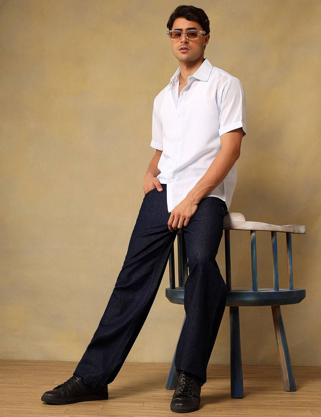 Kotty Men Comfort Fit Solid Spread Collar Linen Casual Shirt