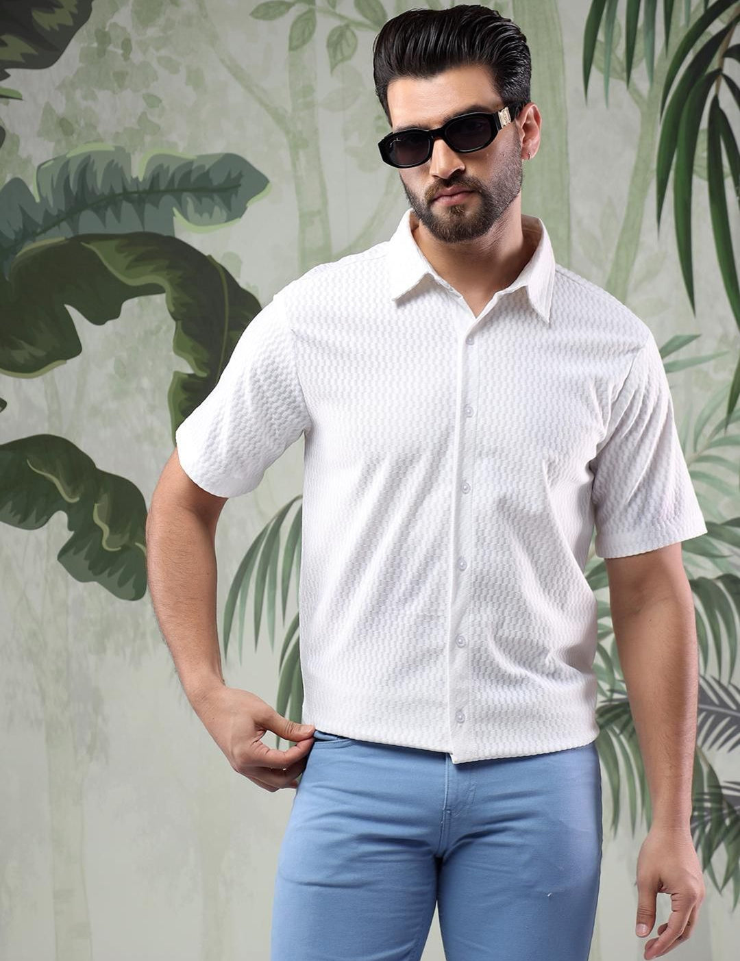 Kotty Men Spread Collar Textured Casual Shirt