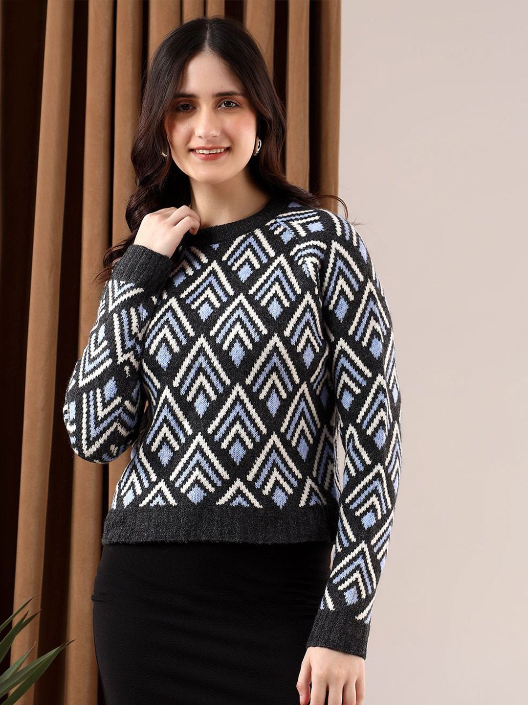 Kotty Women Printed Crop Pullover