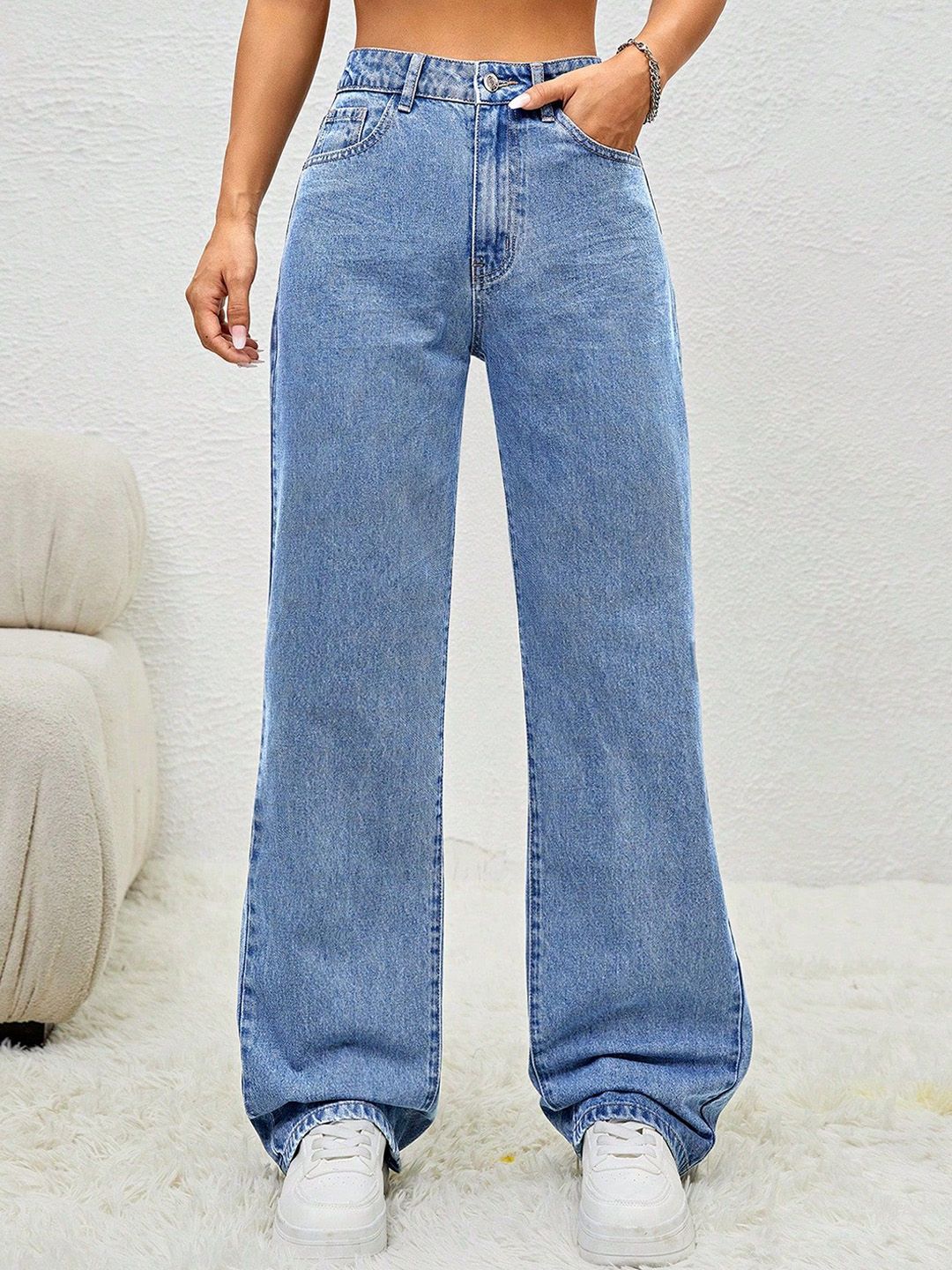 Kotty Women Jean Straight Fit High-Rise Stretchable Jeans