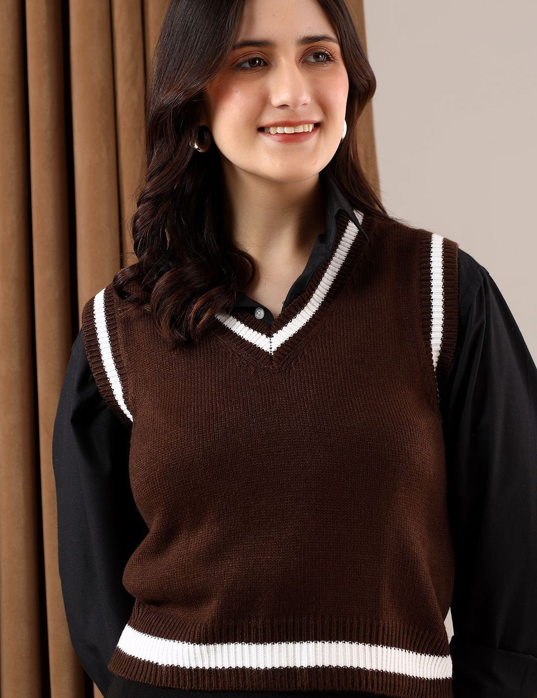 Kotty Women Crop Sweater Vest